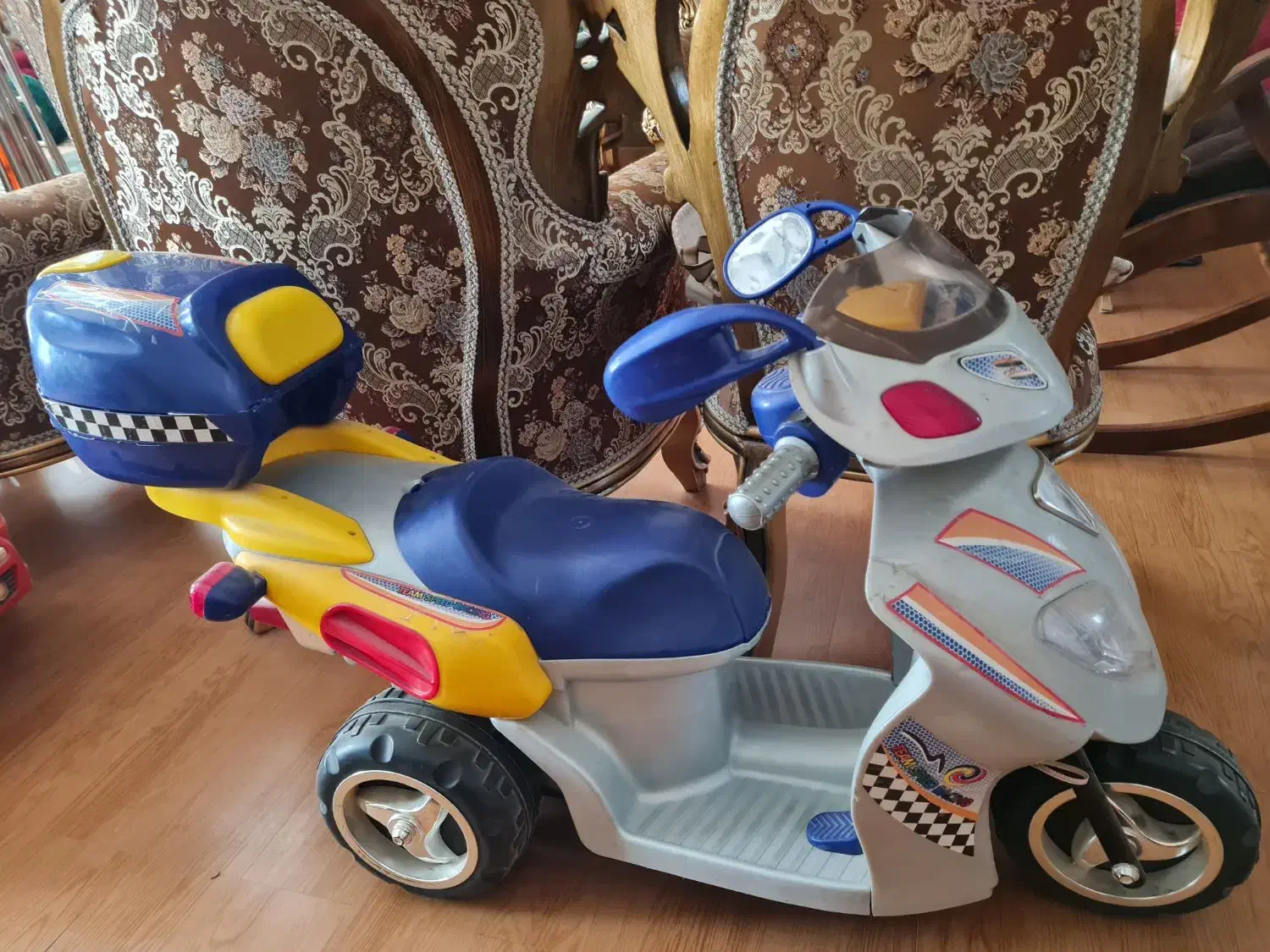 ماشین و موتور شارژی|اسباب‌بازی بچه|کاشان, شاهد|دیوار