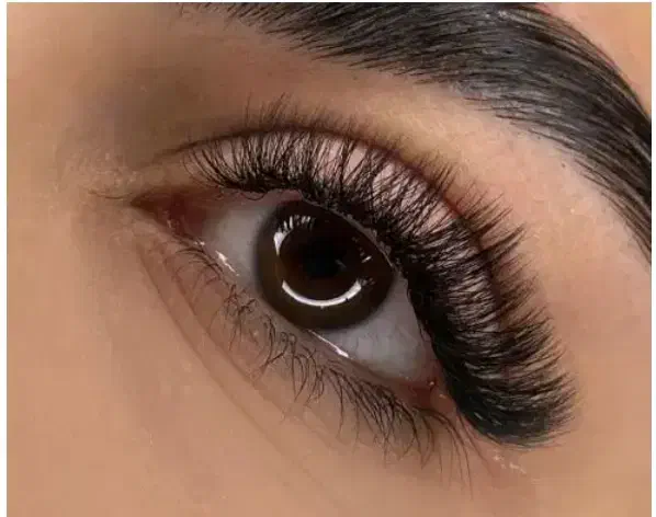 تخفیفات یلدایی ناخن و مژه و لیفت و لمینت|خدمات آرایشگری و زیبایی|سبزوار, ولیعصر (نجار آباد)|دیوار