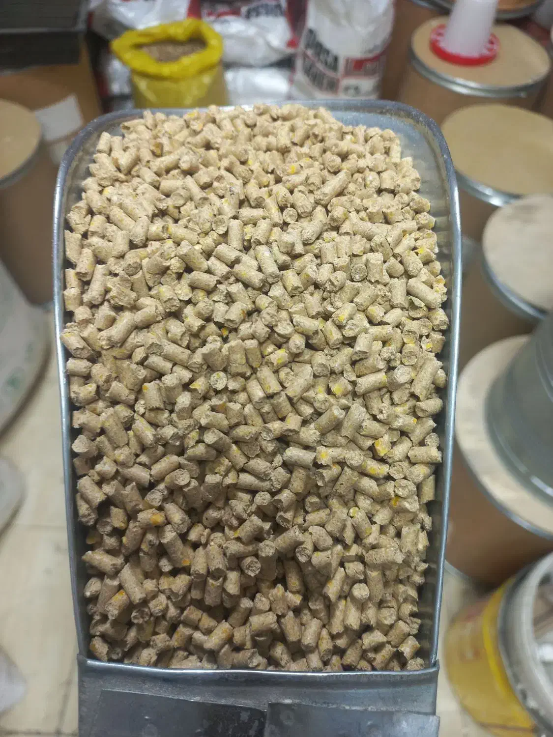 پلت دان مرغ و بوقلون گوشتی کیلوی 23.5هزار|لوازم جانبی حیوانات|امامزاده عبدالله, |دیوار