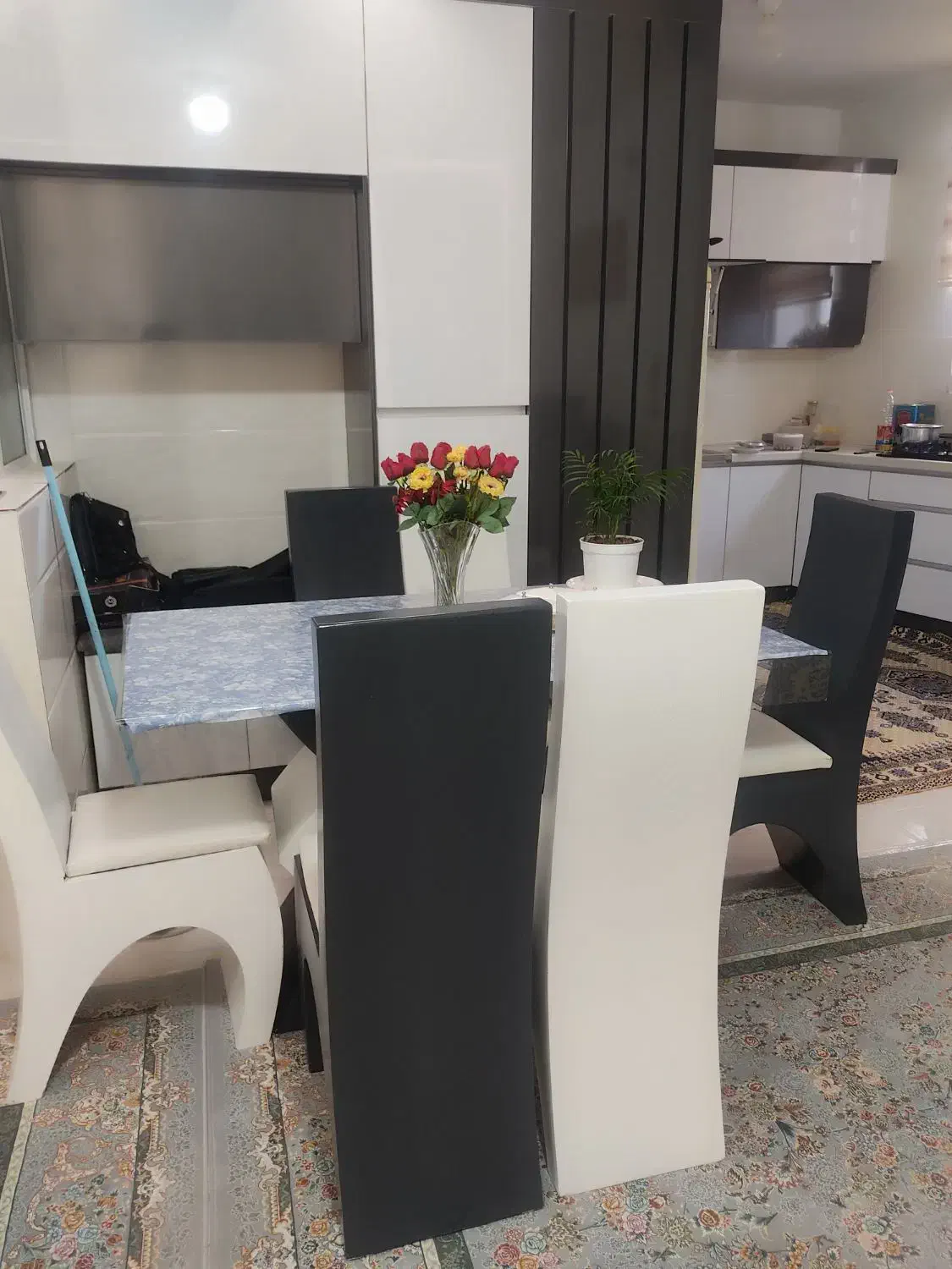 میزغذاخوری|میز و صندلی غذاخوری|الیگودرز, |دیوار