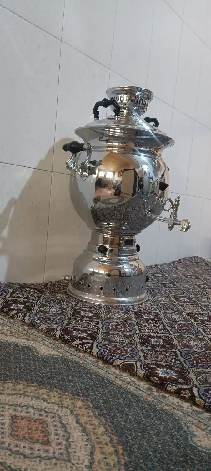 سماورگازی بزرگ|سماور، چایساز، قهوهساز|تبریز, |دیوار