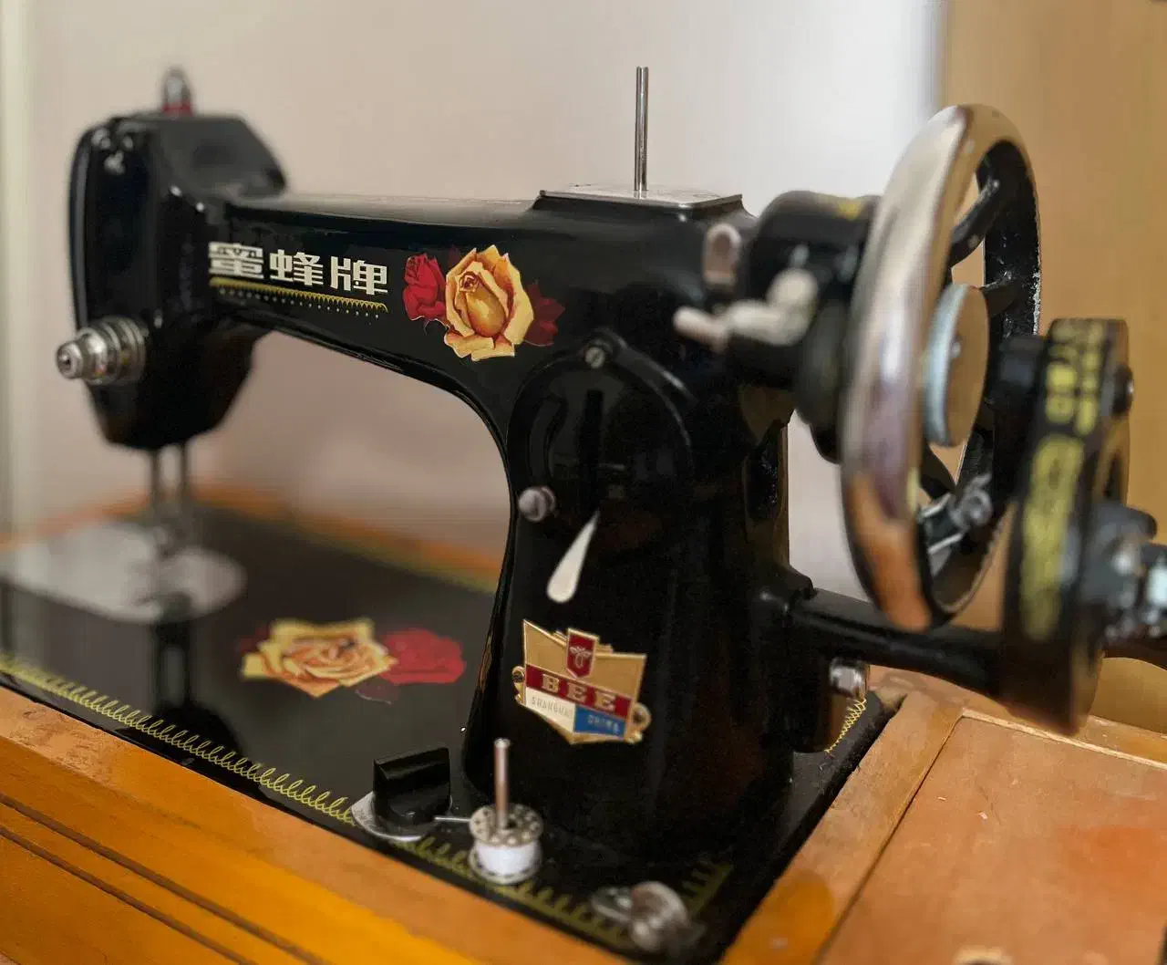 چرخ خیاطی قدیمی|لوازم خیاطی و بافتنی|تهران, شهرک دریا|دیوار