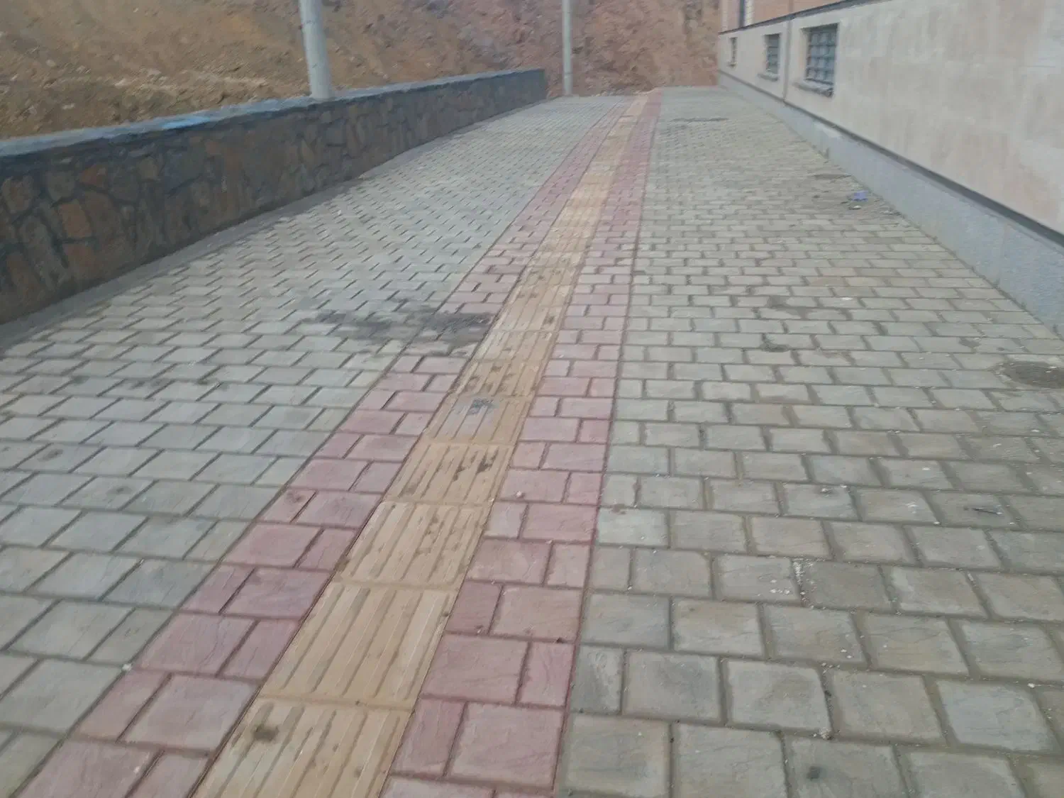 رهن وجاره اپارتمان بهشتی۶۹۰واحدی|اجارهٔ آپارتمان|همدان, |دیوار