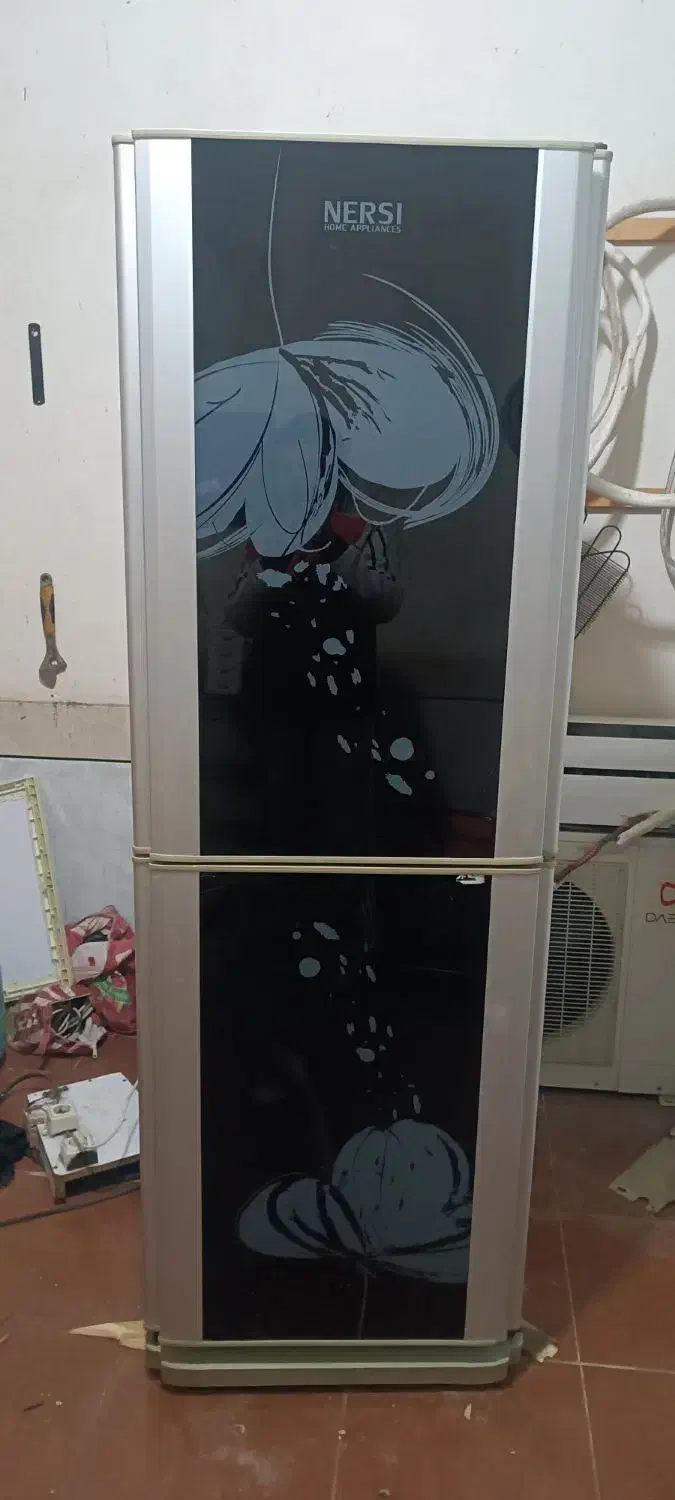 یخچال فریزر نرسی تمیز سالم بدون برفم|یخچال و فریزر|سیمین شهر, |دیوار