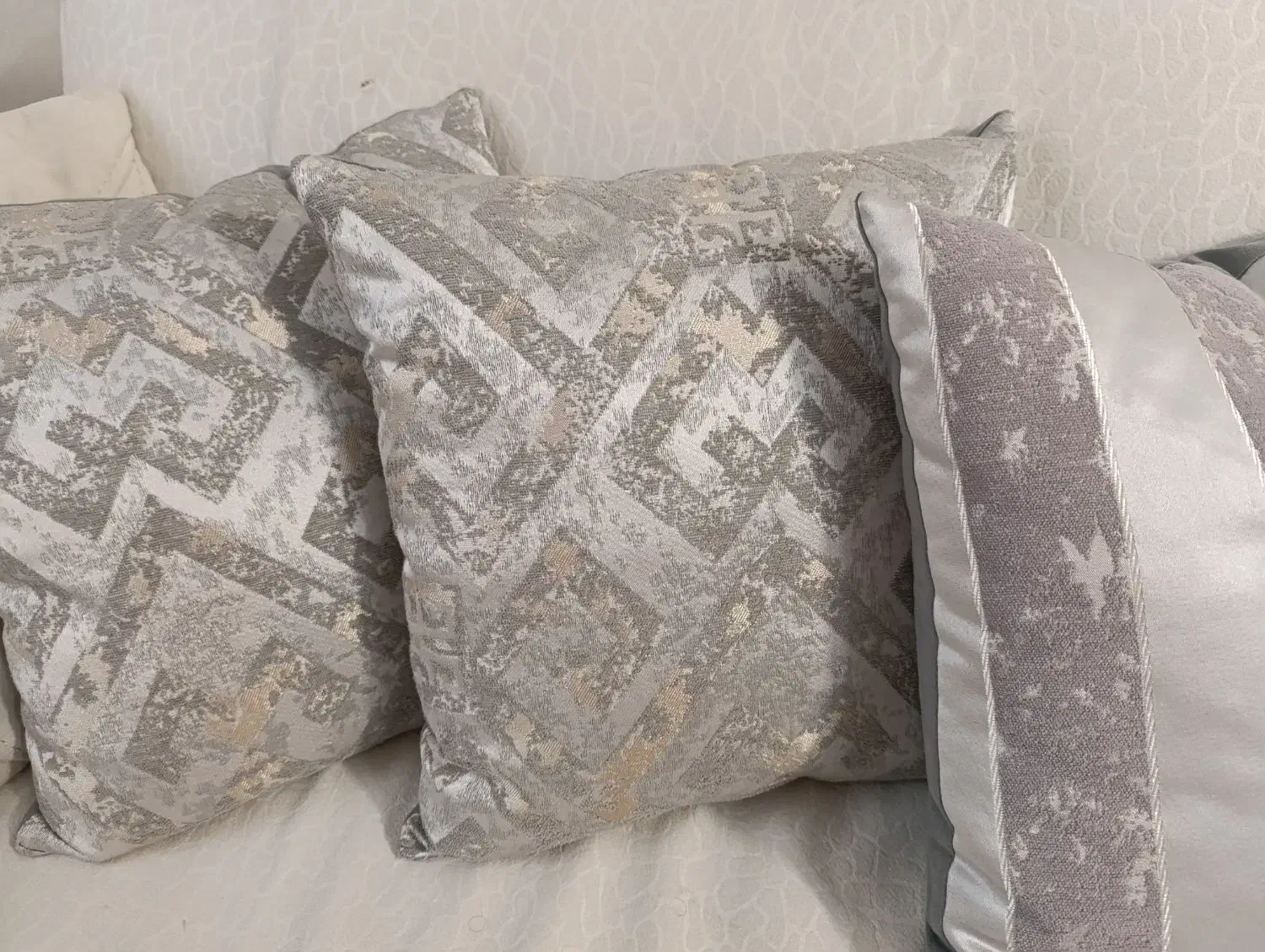 کوسن|پرده، رانر، رومیزی|شهر ری, جوانمرد قصاب|دیوار