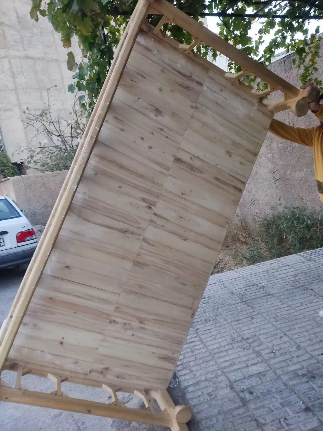 تخت چوبی خراطی شده|تخت و سرویس خواب|اسفراین, |دیوار