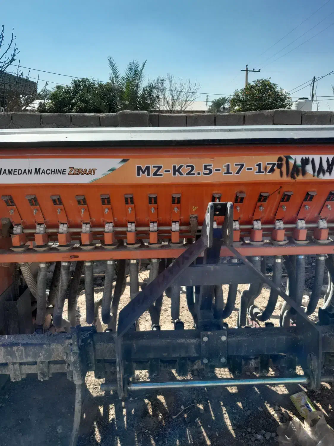 درخدمتکشاورزاندارابوفسارود|خدمات باغبانی و درختکاری|فسارود, |دیوار