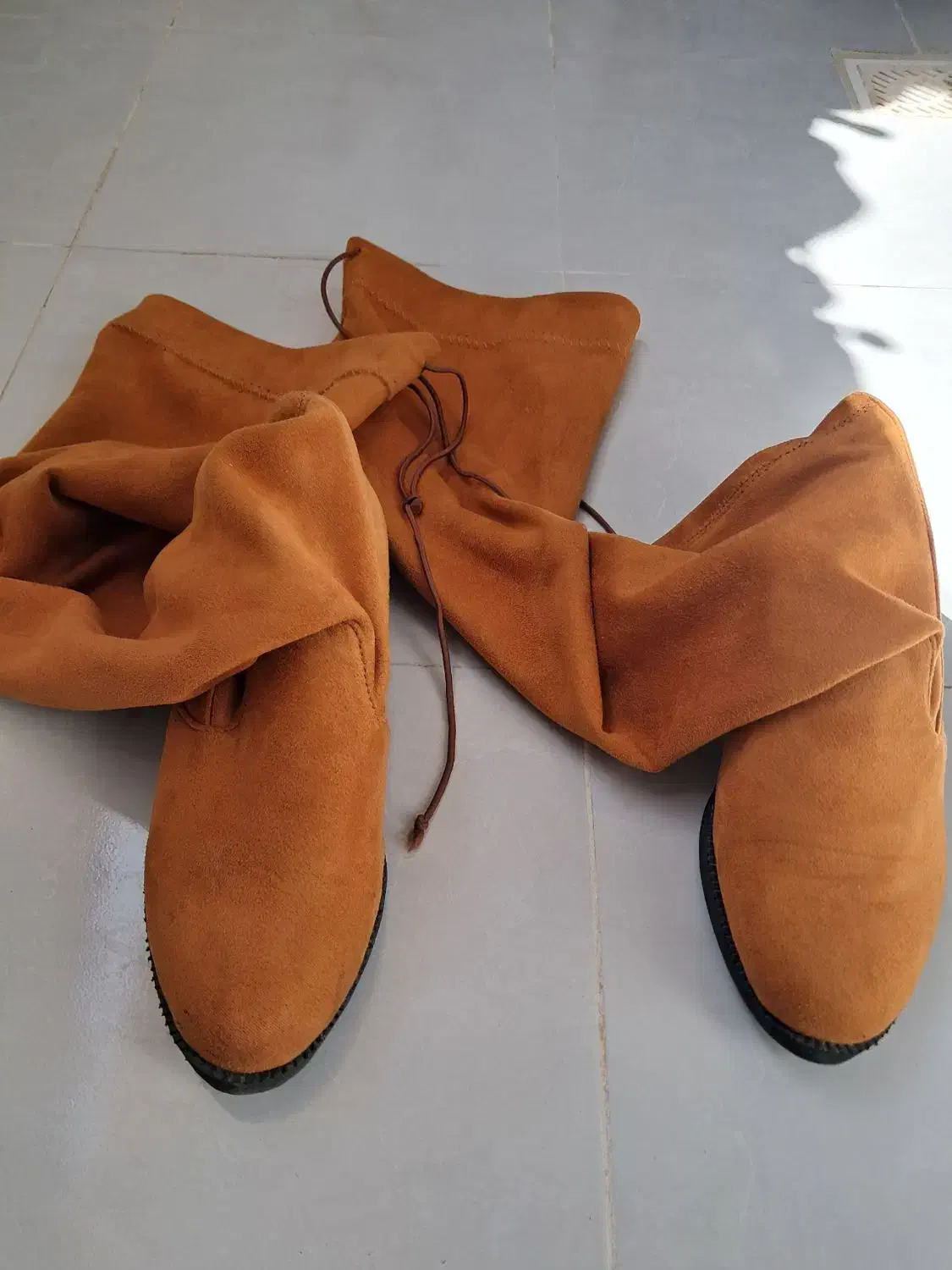 یک جفت چکمه سایز ۳۷|کیف، کفش، کمربند|شاهین‌شهر, شهرک هشت بهشت|دیوار