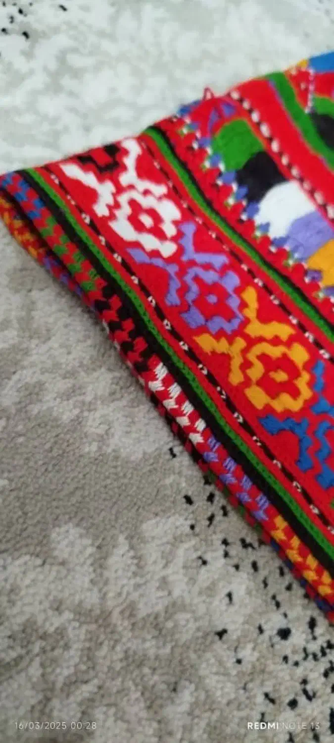 دوخت ایینه وسرتوپ|لباس|یزد, |دیوار