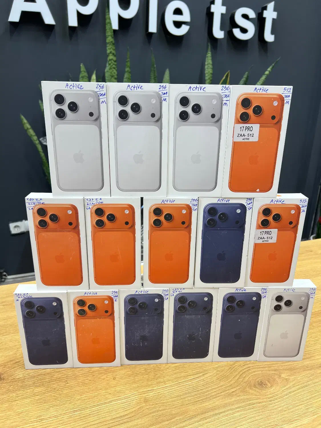 آیفون ۱۷ پرو ۲۵۶ گیگ|موبایل|اسلام‌شهر, شهرک قائمیه|دیوار