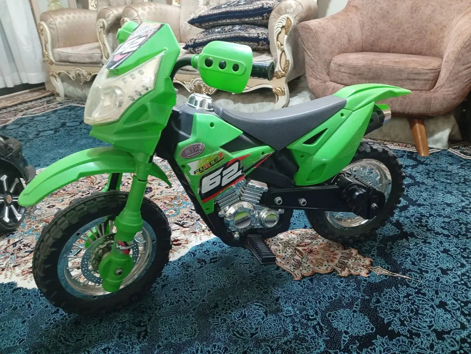 موتور شارژی بچه در حد نو|اسباب‌‌بازی|پاکدشت, شهرک امام رضا|دیوار