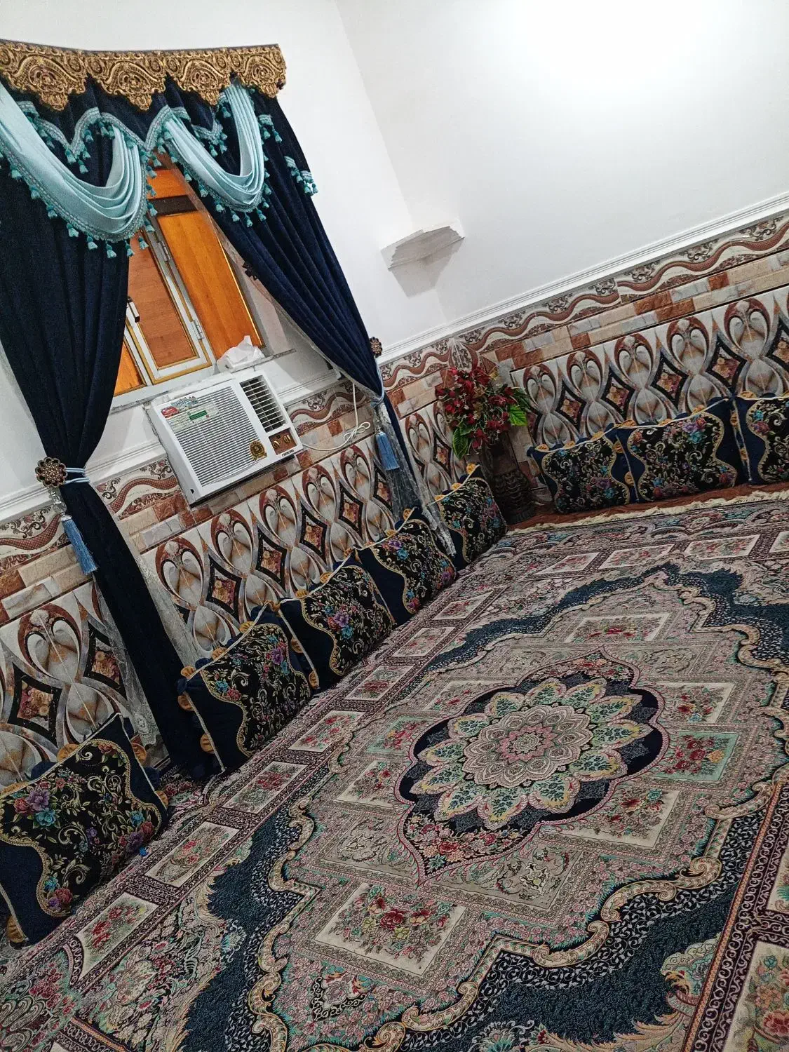 خانه ویلایی تمیزنوسازباتمام امکانات|اجارهٔ کوتاهمدت ویلا و باغ|چابهار, |دیوار