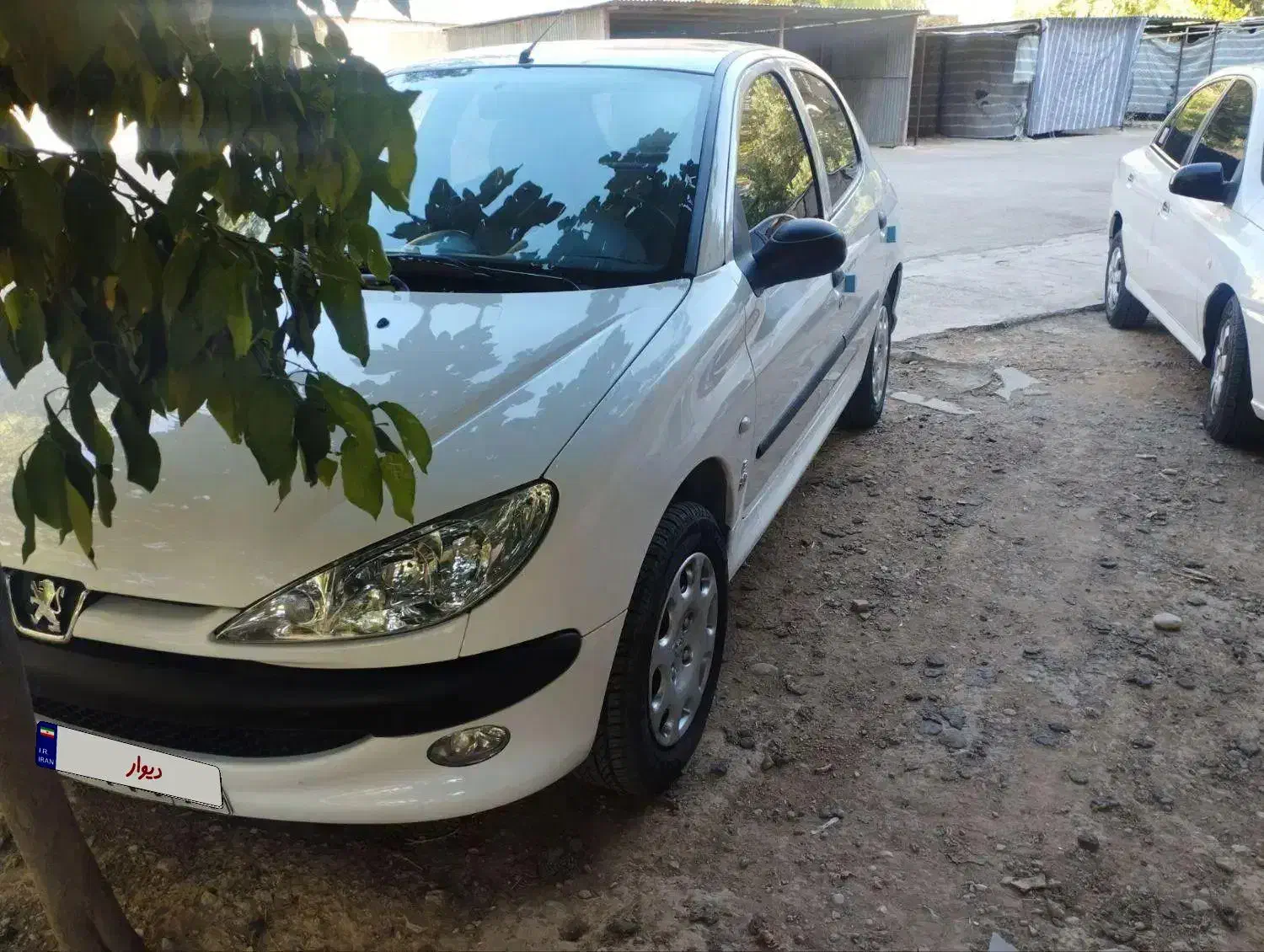 پژو۲۰۶تیپ۳مدل۱۴۰۱فابربک خانگی بدون ضربه تک برگ|خودرو سواری و وانت|اصفهان, تخت فولاد|دیوار