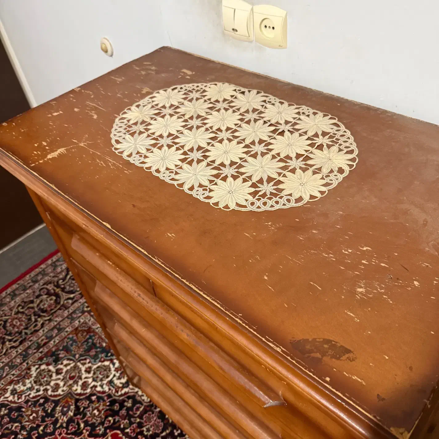 میز دراور ۶ کشو|جاکفشی، کمد، دراور|قم, بنیاد|دیوار