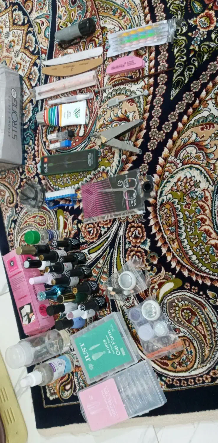 وسایل کاشت ناخن|آرایشی، بهداشتی، درمانی|خرم‌آباد, |دیوار