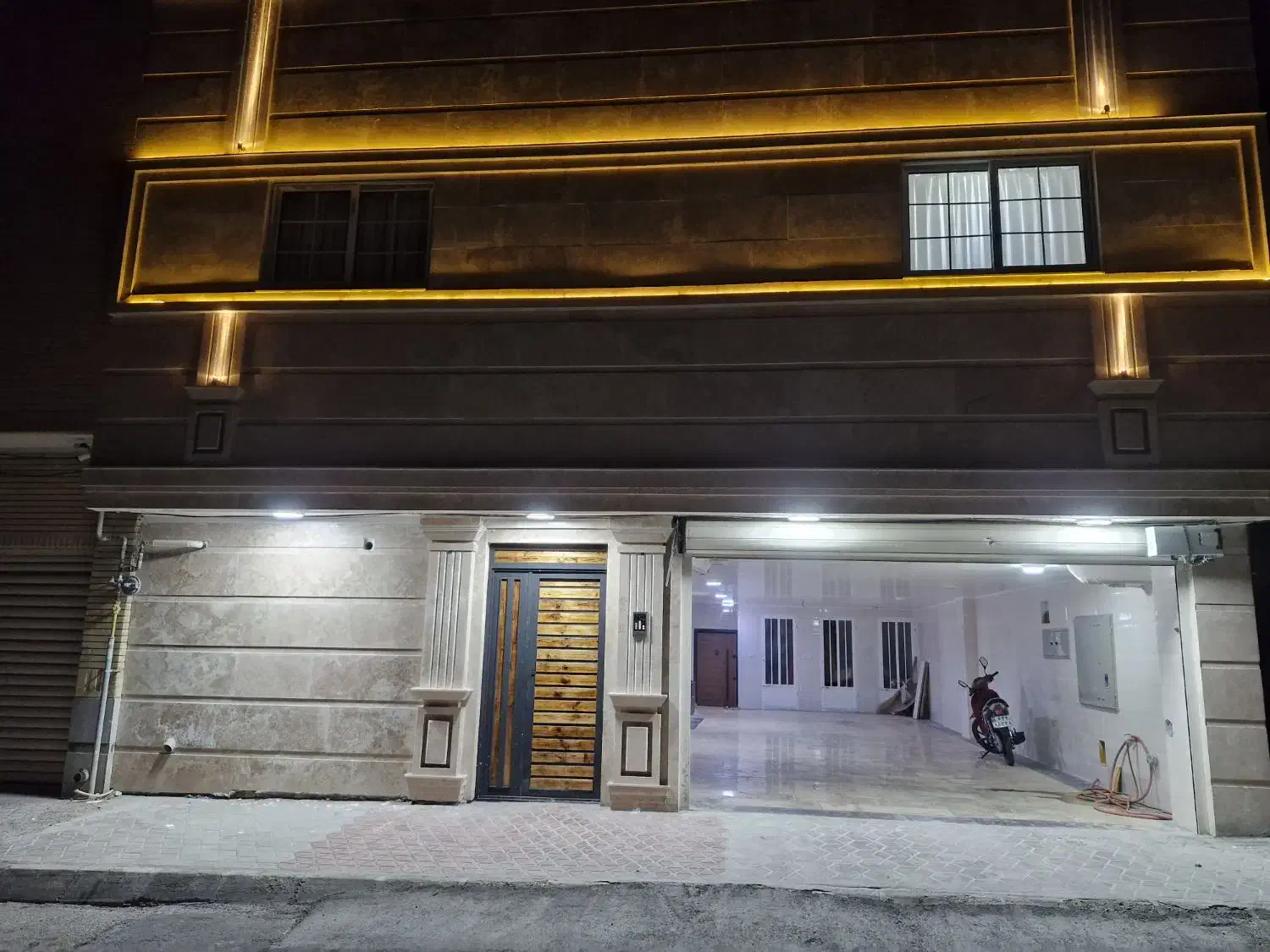 فروش آپارتمان ۱۵۰ متری|فروش آپارتمان|مبارکه, |دیوار