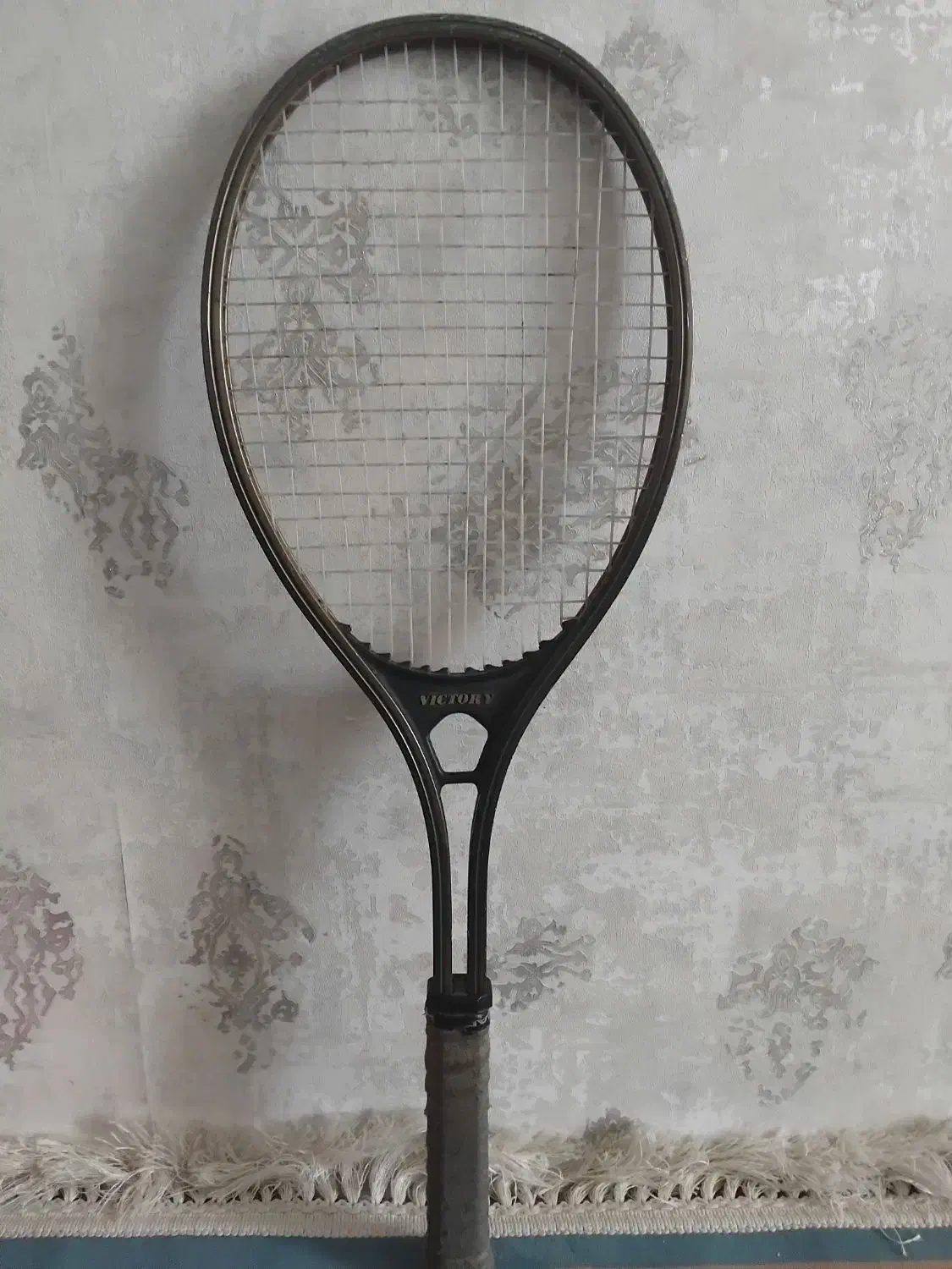 راکت|ورزش‌های توپی|رباط‌کریم, رباط‌کریم|دیوار