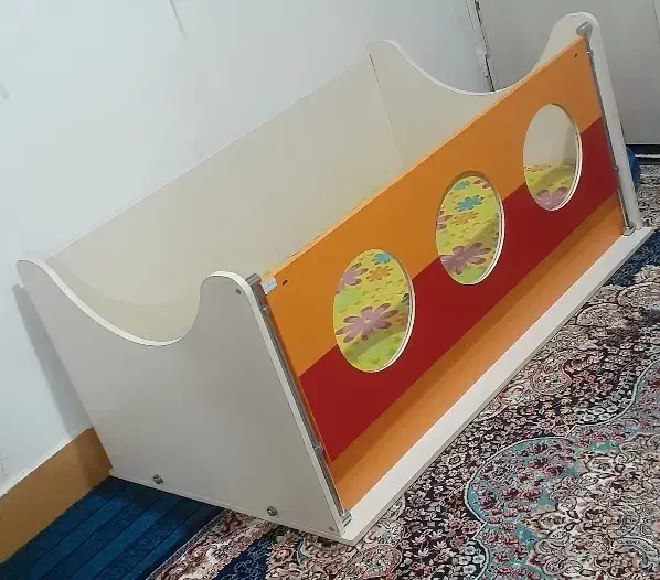 تختخواب کودک کاملا سالم ونو با تشک،قیمت توافقی|تخت و صندلی بچه|اراک, |دیوار