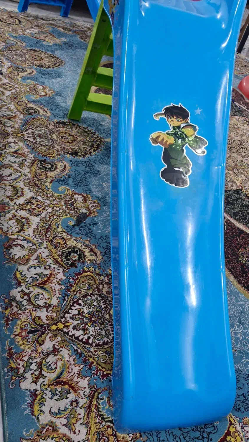 کلی وسایل بازی کودک|اسباب‌بازی بچه|رشت, دیانتی|دیوار