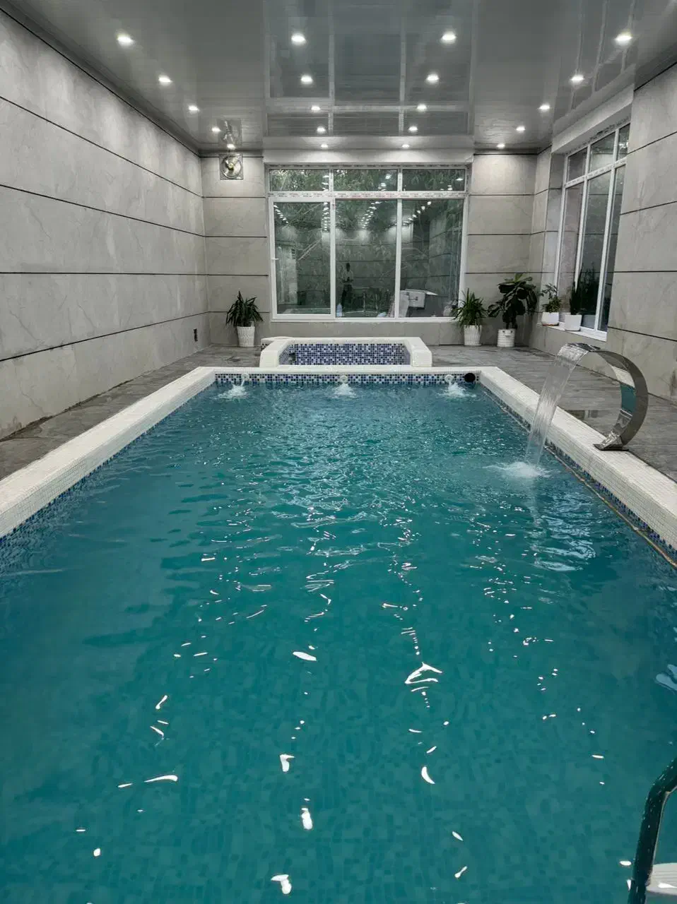 اجاره بهترین باغ های ابگرم در شیراز|اجارهٔ کوتاه‌مدت ویلا و باغ|شیراز, گویم|دیوار