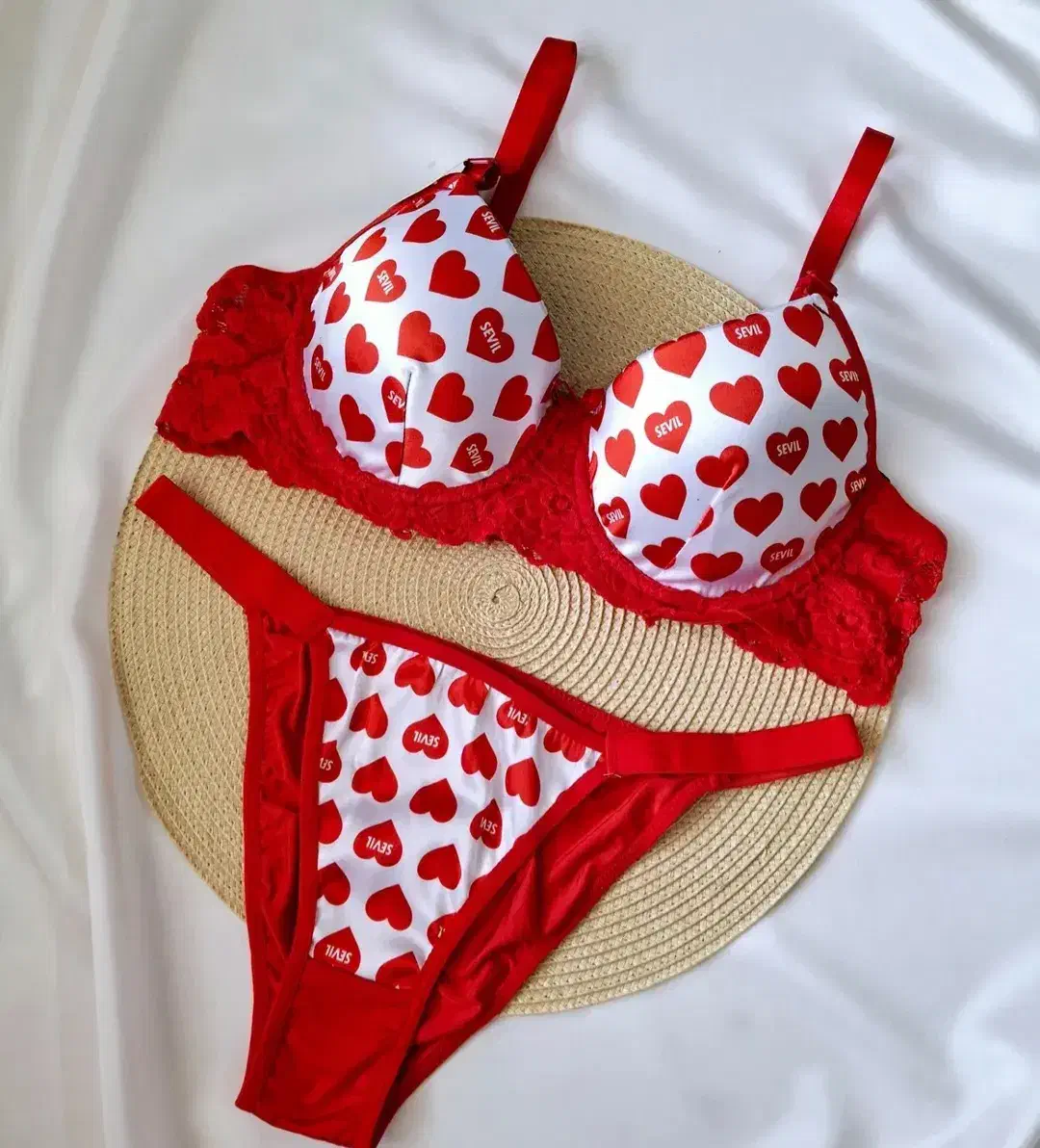 لباس زنانه|لباس|زرقان, |دیوار