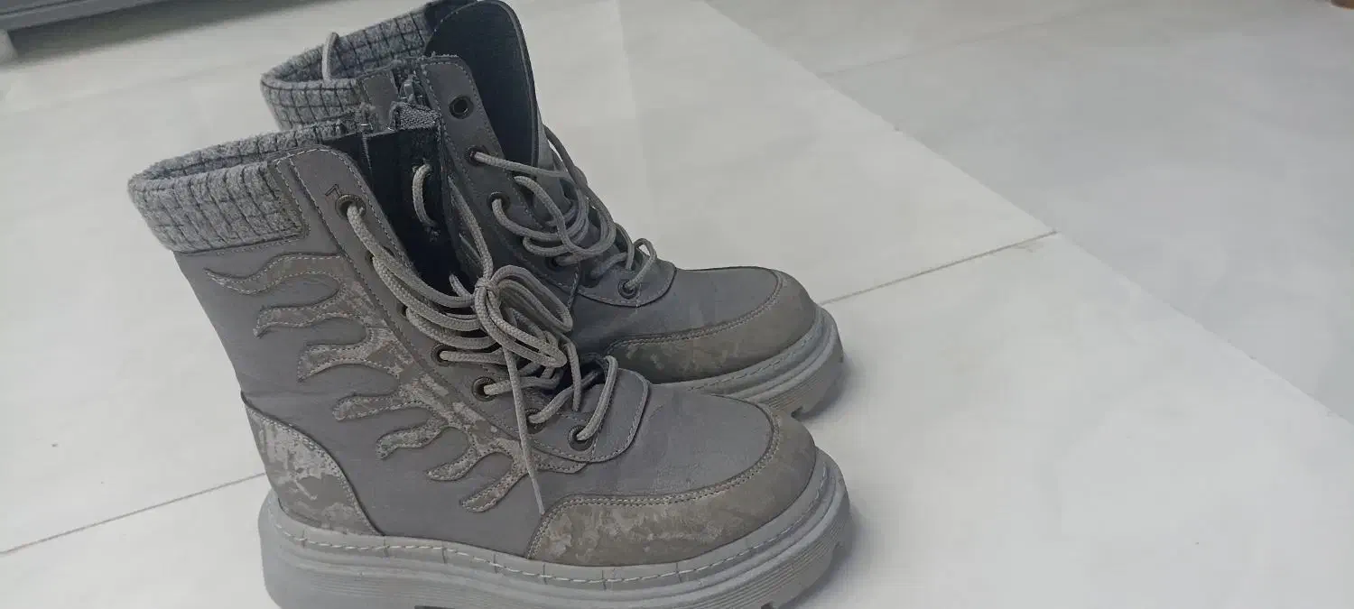 بوت و چکمه پسرانه|کیف، کفش، کمربند|فسا, |دیوار