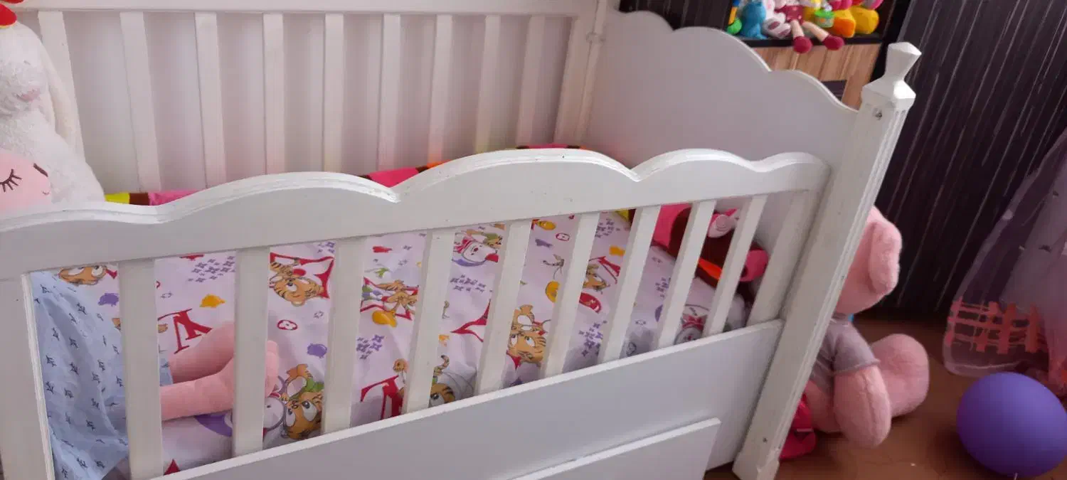 تخت نوزاد وکودک|تخت و صندلی بچه|نهاوند, |دیوار