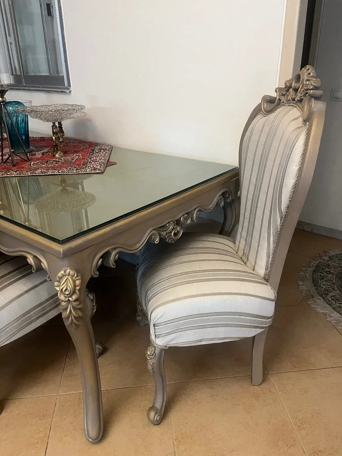 مبلمان ۷نفره/میزناهارخوری ۸نفره/ویترین|مبلمان خانگی و میز عسلی|اصفهان, شهرستان|دیوار