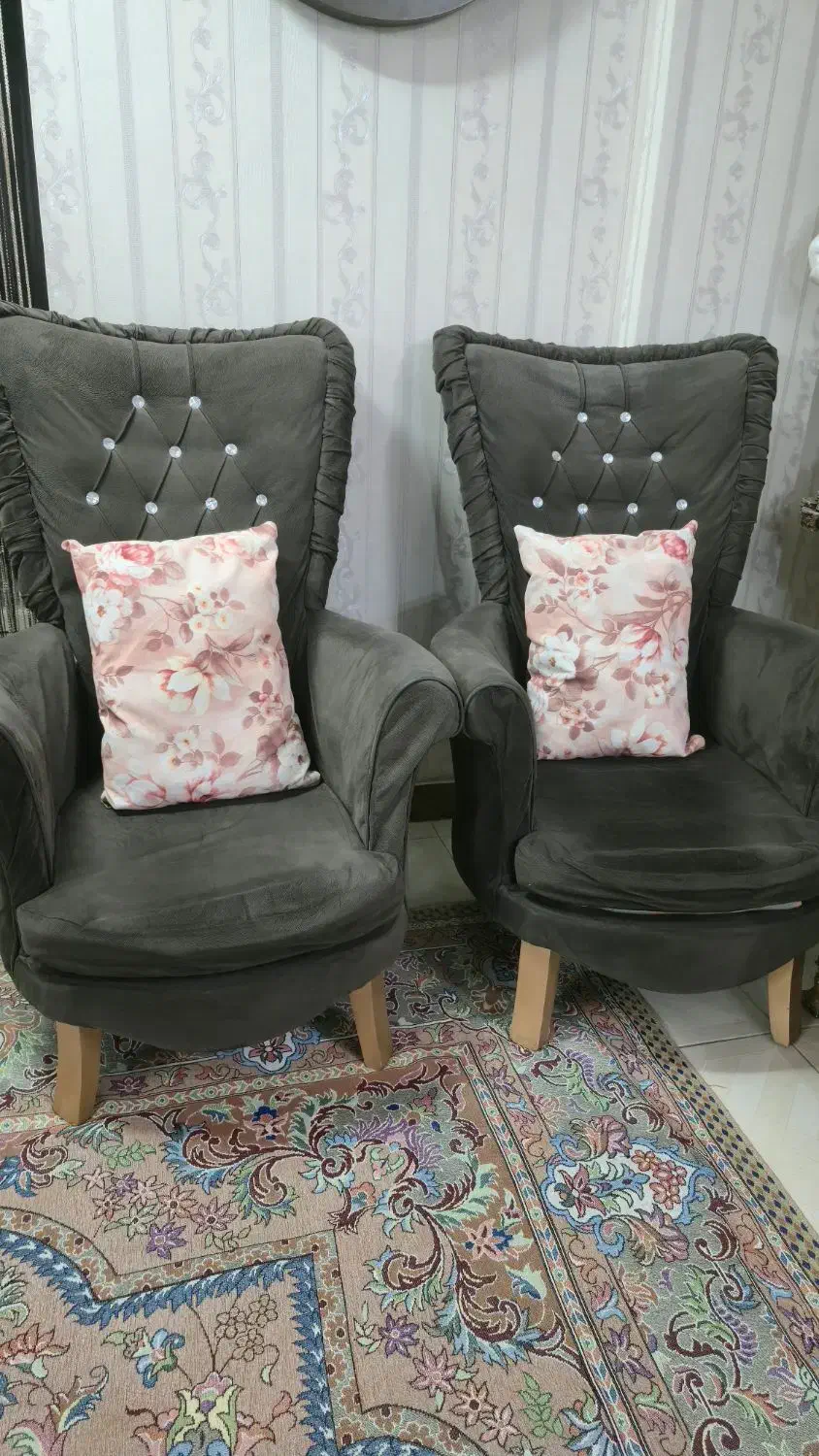 مبل تکی ۲ عدد|مبلمان خانگی و میز عسلی|قدس, شهر‌قدس|دیوار