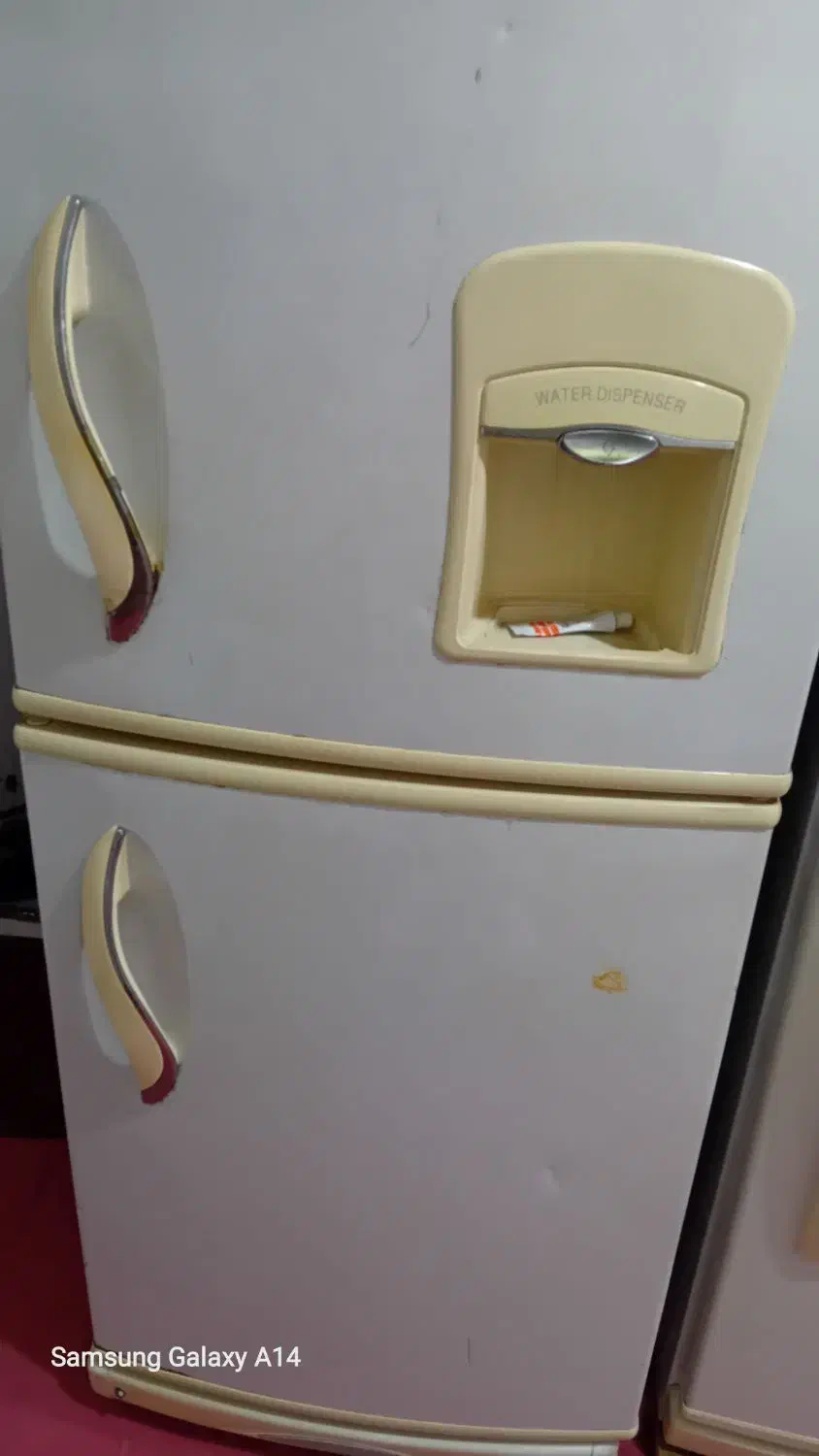 یک عدد یخچال|یخچال و فریزر|مهاباد (آذربایجان غربی), |دیوار