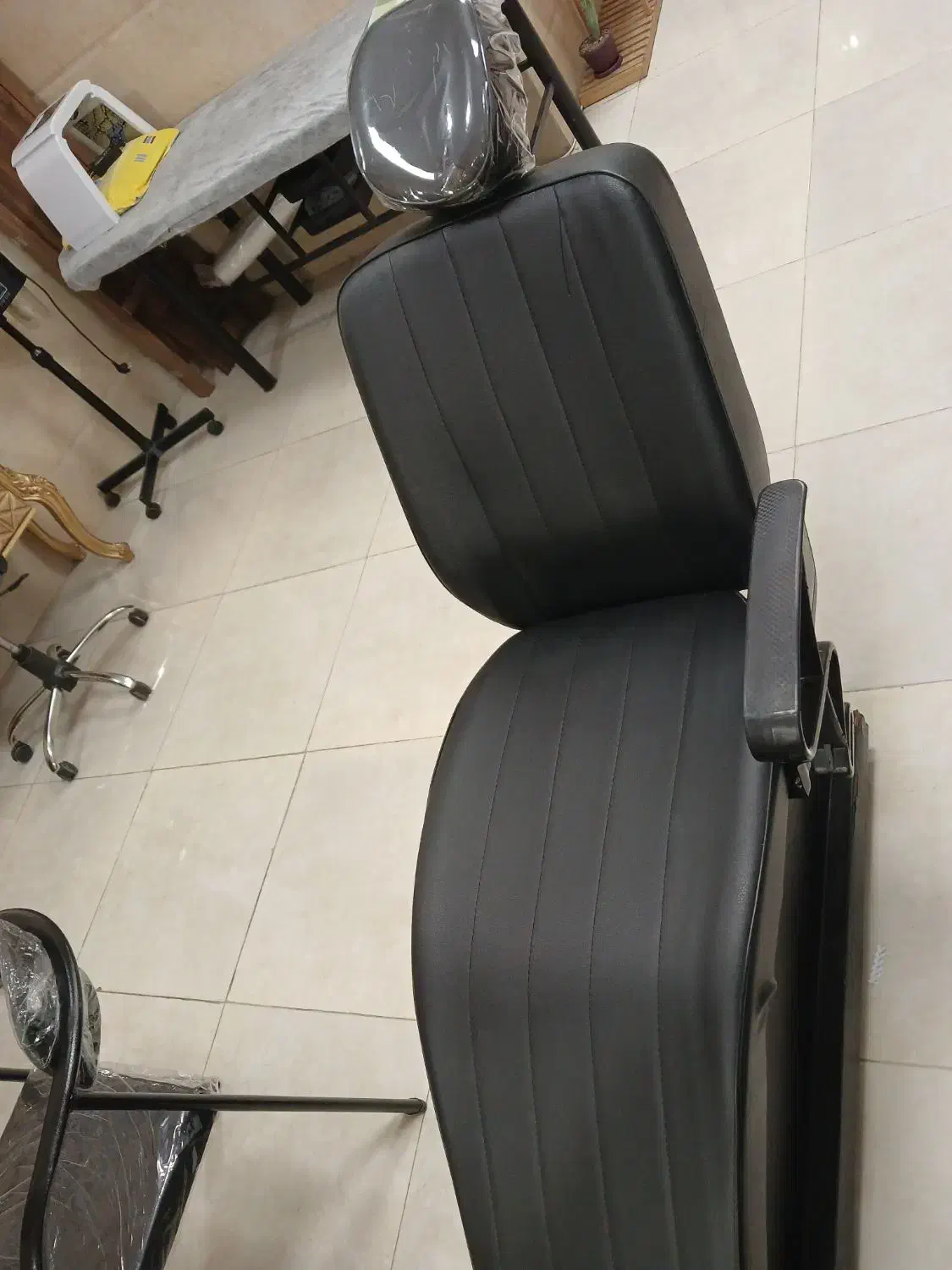 فروش فوری تمامی لوازم سالن زیبایی|آرایشگاه و سالن‌های زیبایی|آستانه اشرفیه, |دیوار