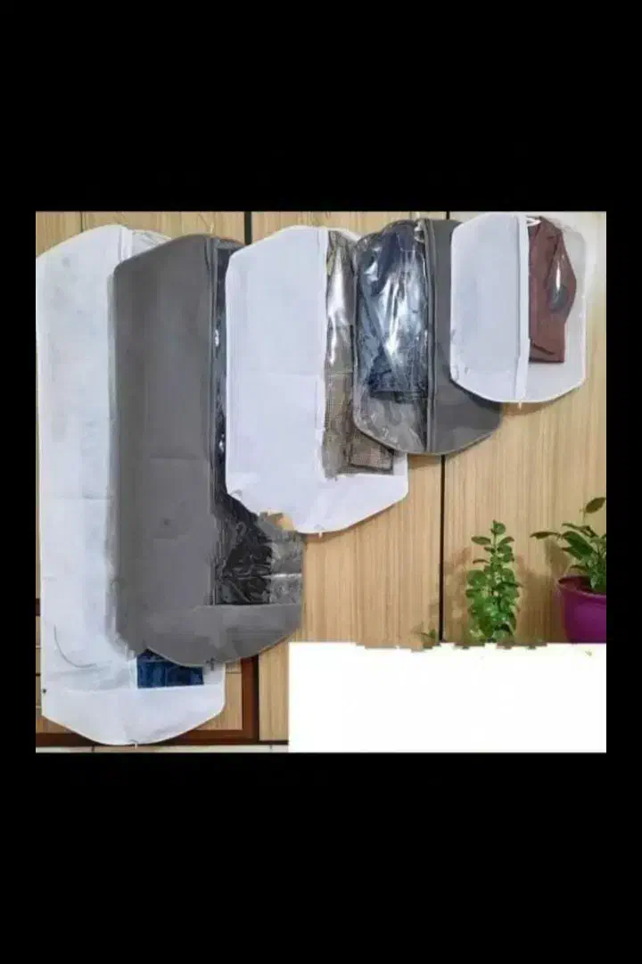 کاور لباس|لباس|اصفهان, خواجو|دیوار