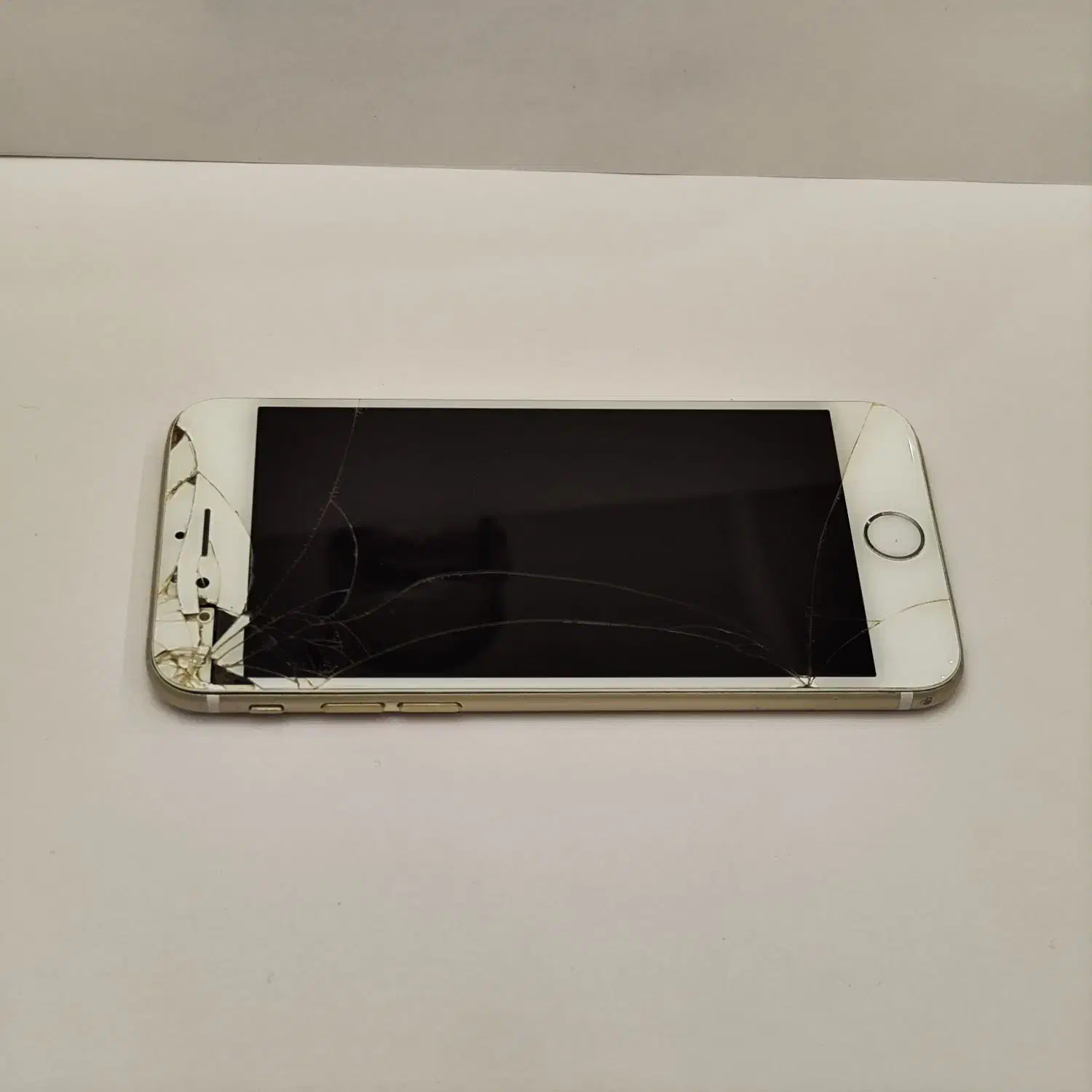 آیفون 6 16 گیگ|موبایل|شیراز, قصرالدشت|دیوار