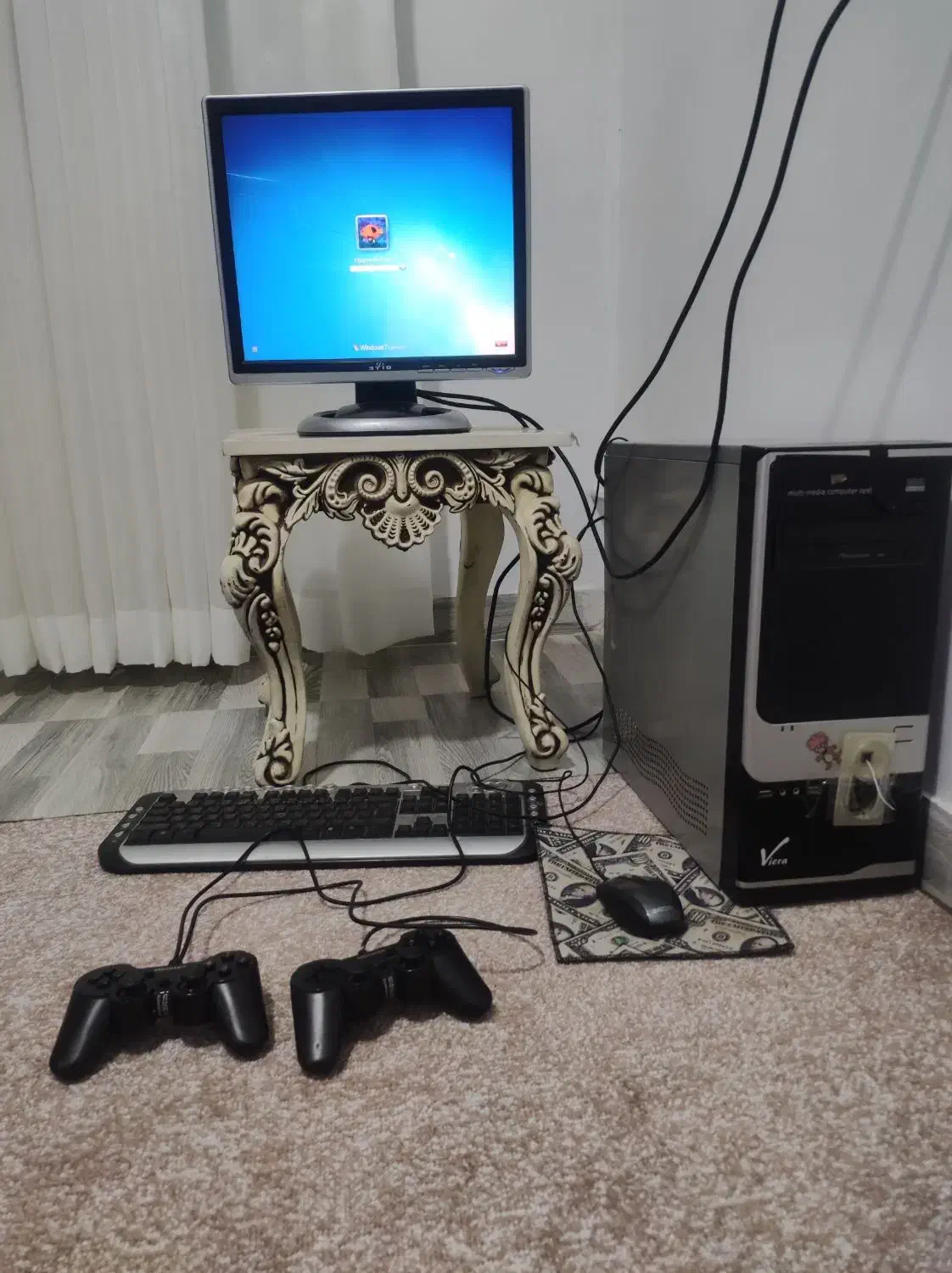 سیستم کامپیوتری با مانیتور موس کیس بجا فروشی|رایانه رومیزی|آستارا, |دیوار