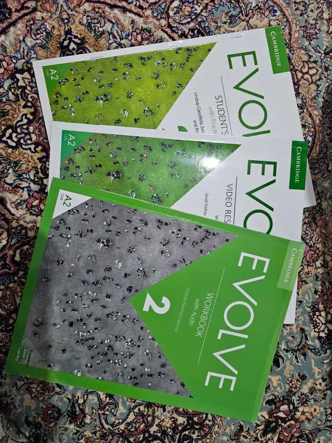 کتاب زبان evolve 2|کتاب و مجله آموزشی|تهران, حکیمیه|دیوار