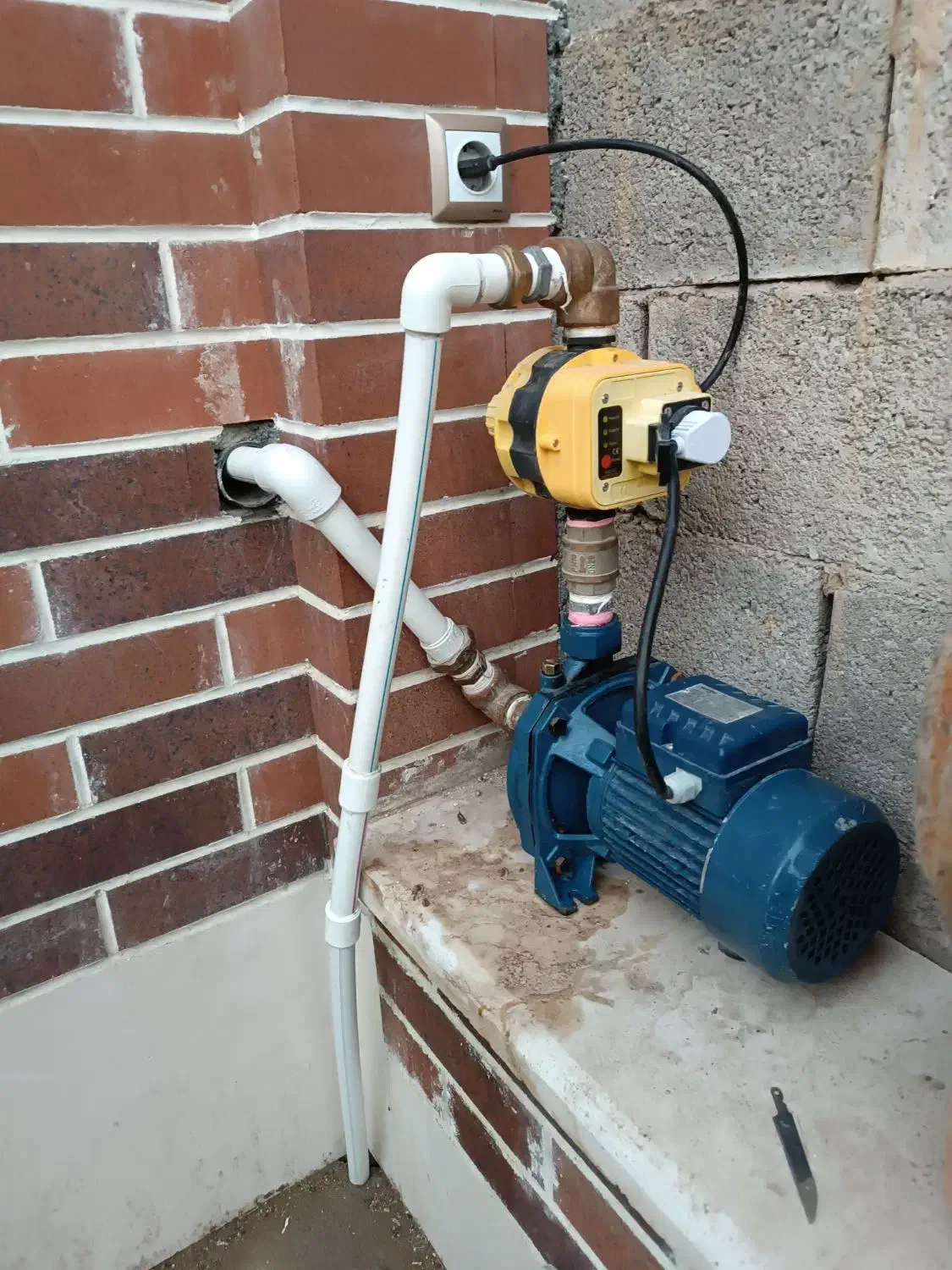 نصب راه اندازی پمپ آب|خدمات پیشه و مهارت|نجف‌آباد, شهدای غربی|دیوار