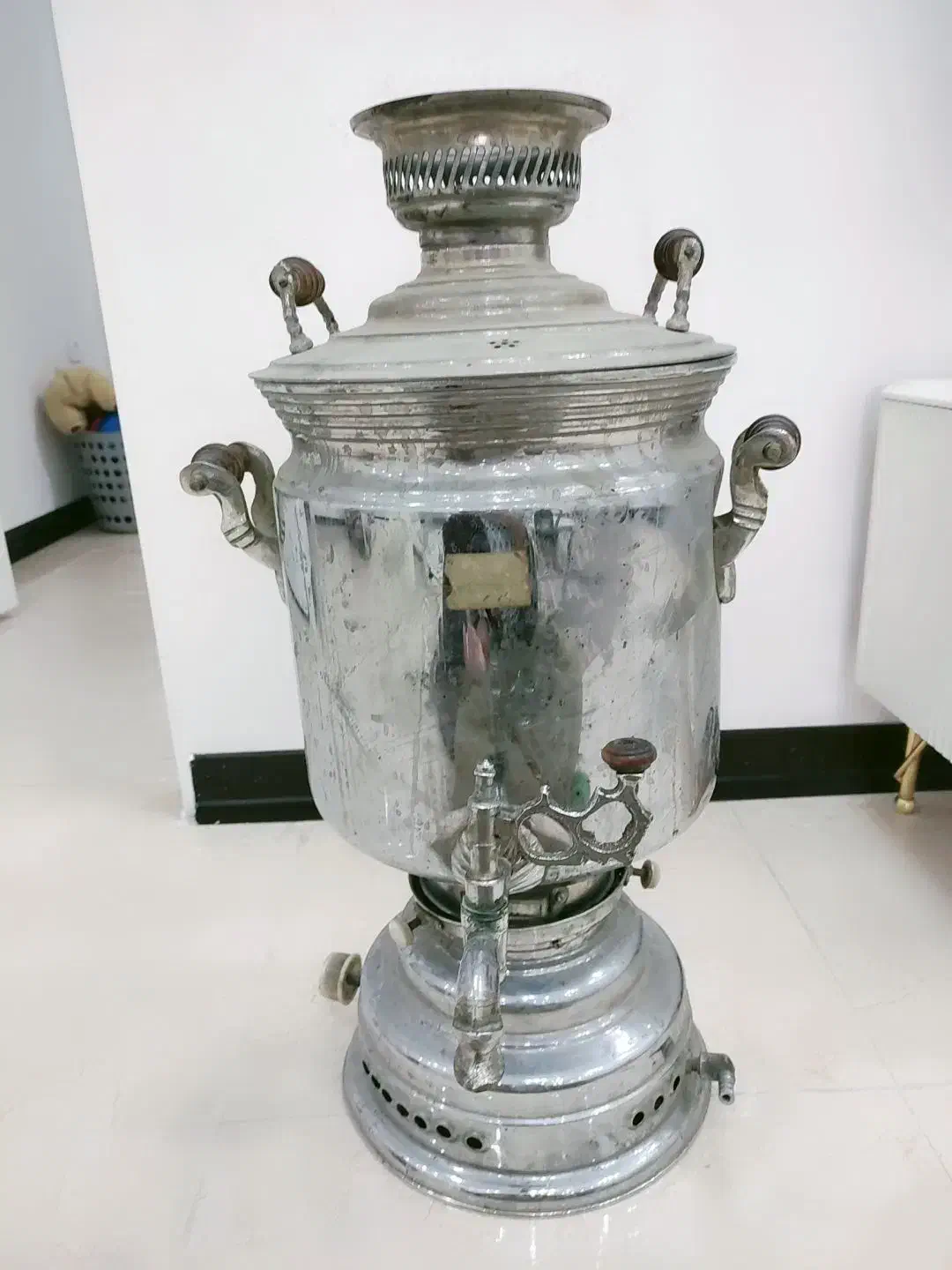 سماور بزرگ ۲۰ لیتری گازی برنج|کلکسیون اشیاء عتیقه|اسلامشهر, شهرک قائمیه|دیوار