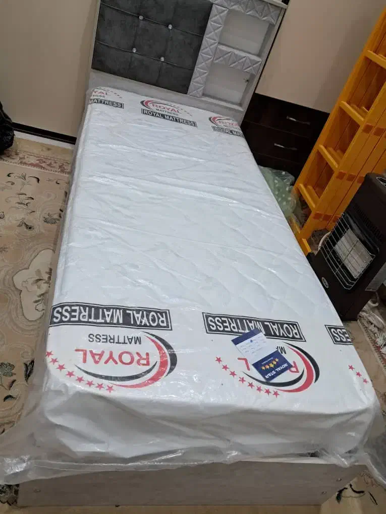 تخت خواب یکنفره وتشک|تخت و سرویس خواب|لنگرود, |دیوار