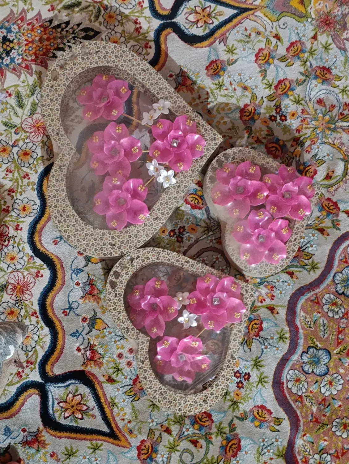 گل قلب گیتار|گل مصنوعی|زابل, |دیوار