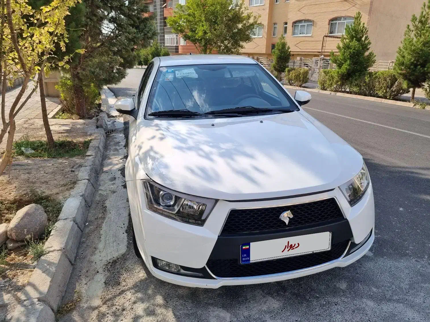 دنا پلاس ۱۴۰۲ بدون رنگ و بدون نقطه کم کار|خودرو سواری و وانت|تبریز, |دیوار