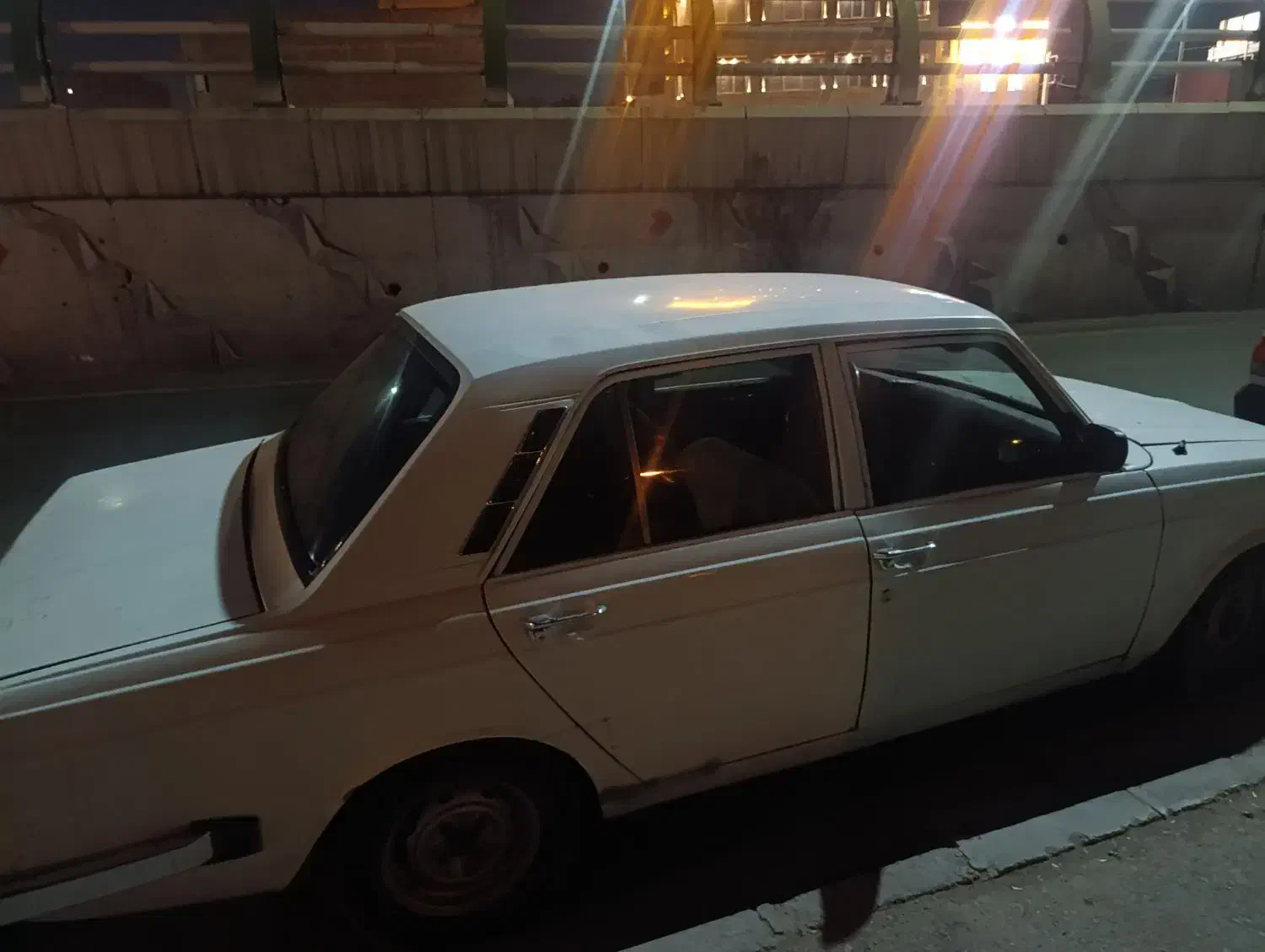 پیکان سواری مدل ۸۱|خودرو سواری و وانت|قم, چهل درخت|دیوار