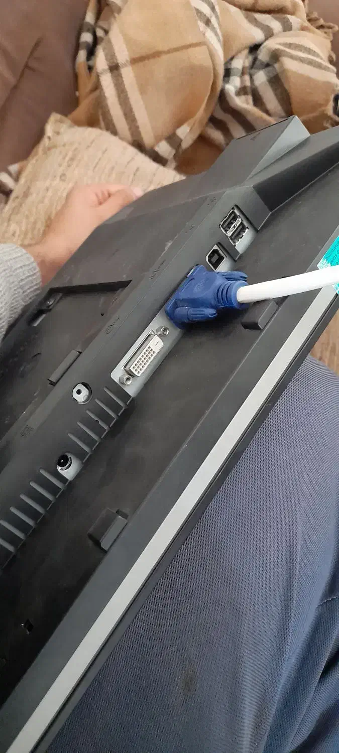 مانیتور22 اینج دل|قطعات و لوازم جانبی رایانه|نیشابور, شهید بهشتی|دیوار