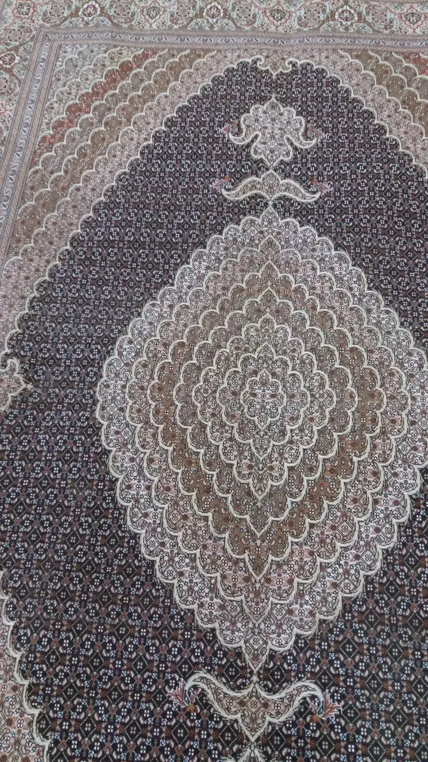فرش دستباف سرمه ای ریزماهی خوی|فرش|اردبیل, |دیوار