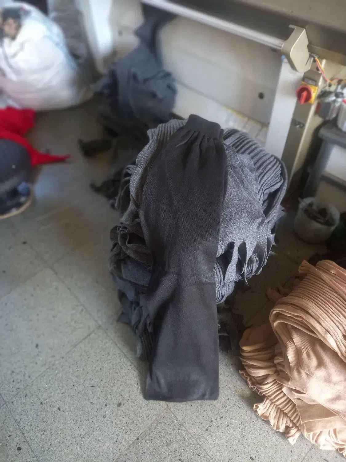 شلوار وهدبند|لباس|تهران, سیروس|دیوار