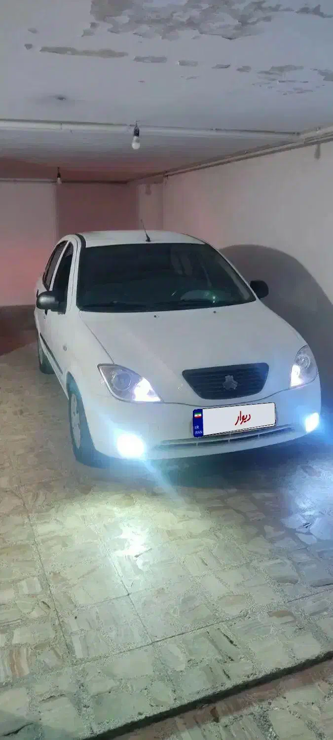 تیبا صندوقدار مدل ۹۵|خودرو سواری و وانت|رشت, جهاد|دیوار