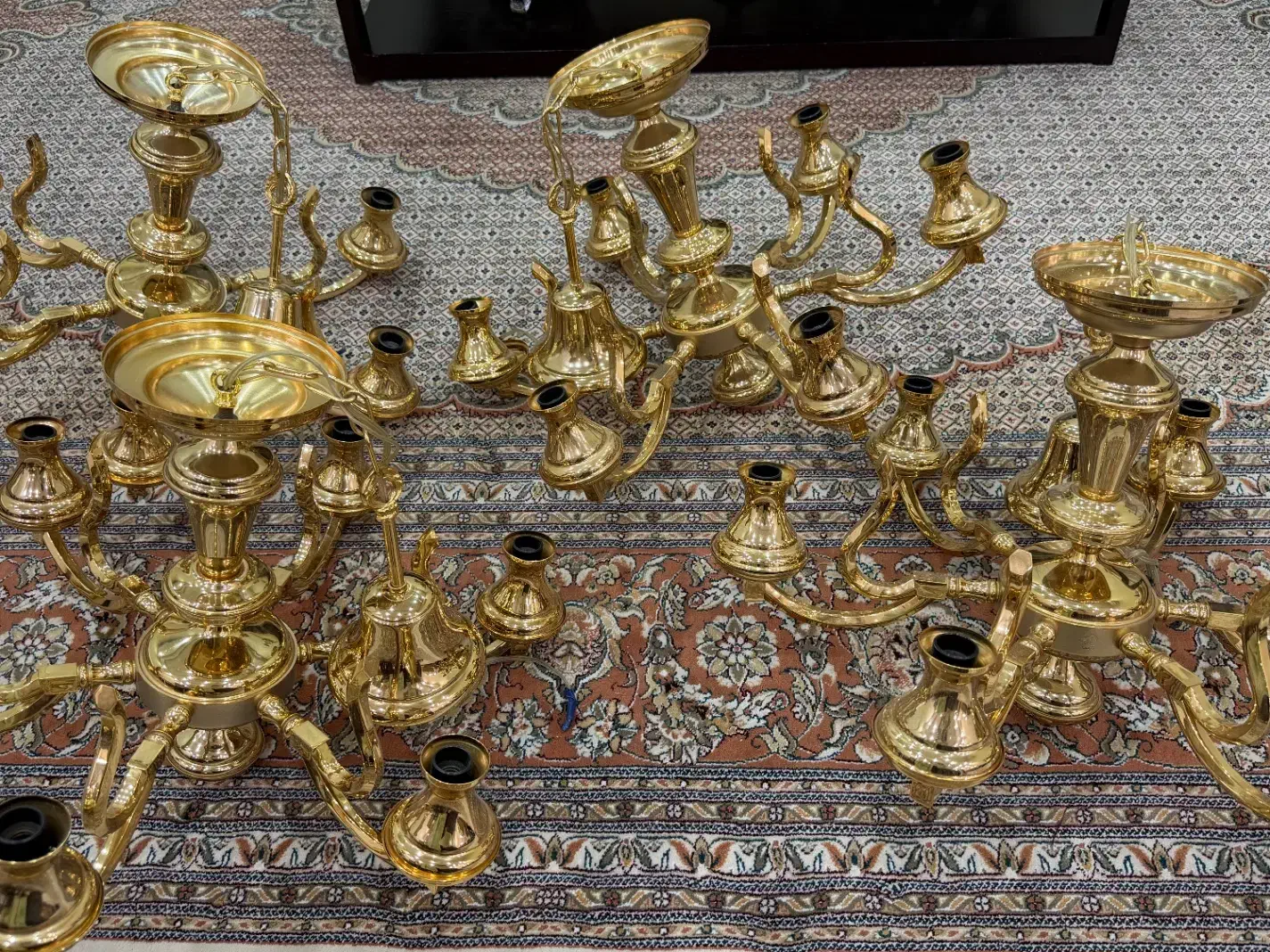 لوسترطلایی ۶شاخه|لوستر و چراغ آویز|اهواز, کیانپارس |دیوار