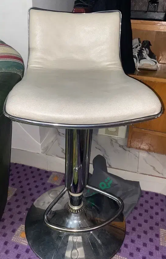 صندلی سالن|صندلی و نیمکت|آمل, |دیوار