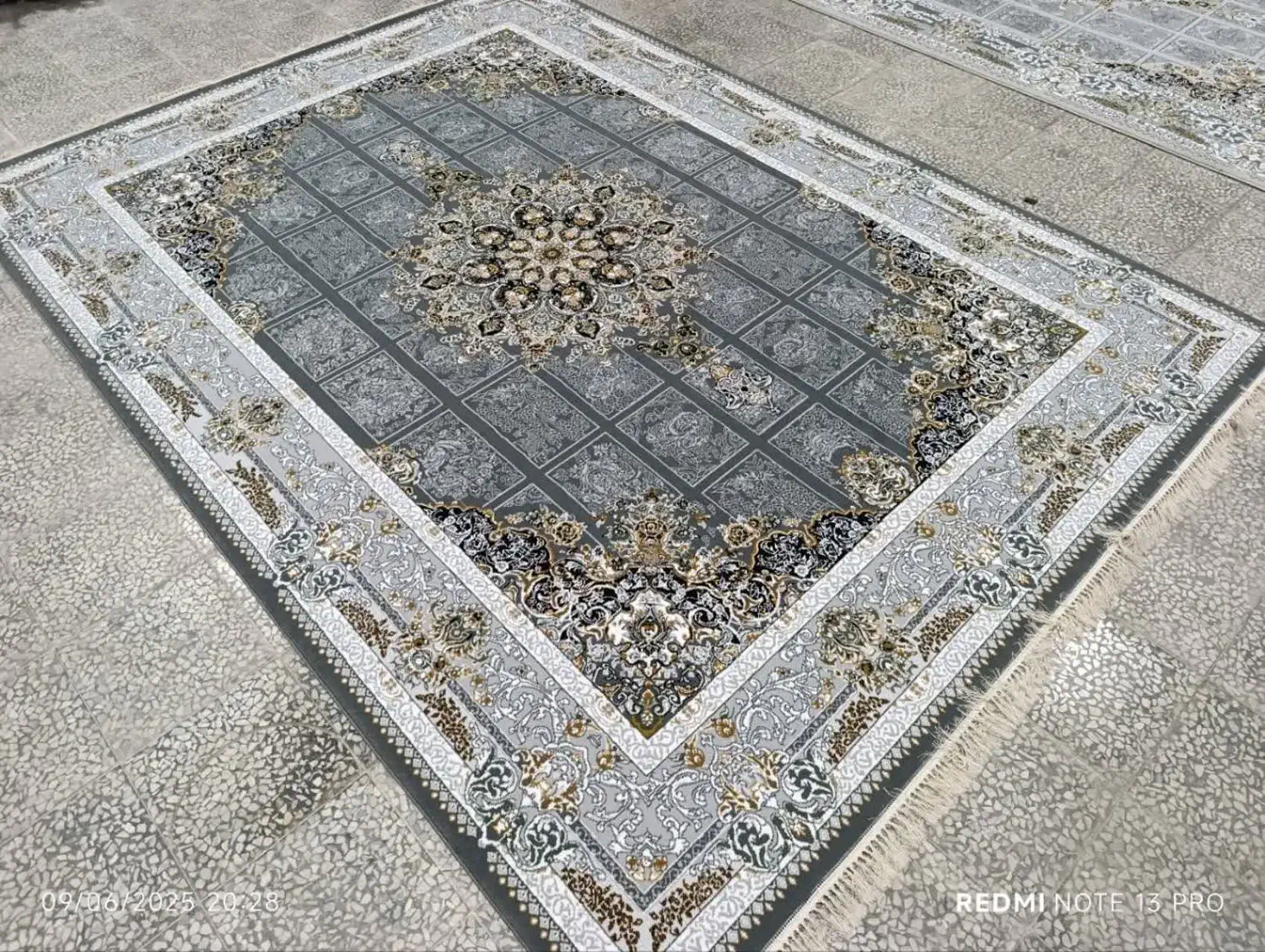 فرش آوا|فرش|سلماس, |دیوار