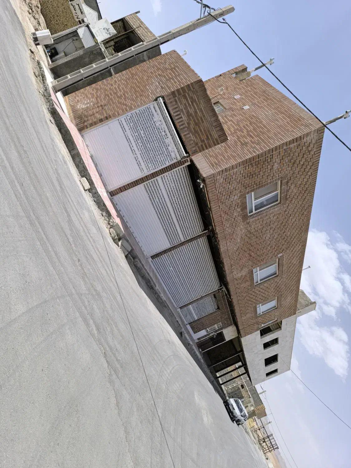 ملک تجاری ۹۰ متر مغازه ۱۱۰ متر مسکونی دونبش خیابان|فروش آپارتمان|بیرجند, |دیوار