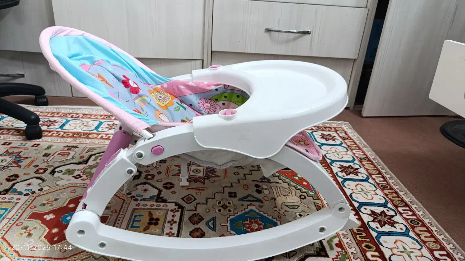 صندلی غذای نوزاد|تخت و صندلی بچه|نیشابور, شهرک ولیعصر|دیوار